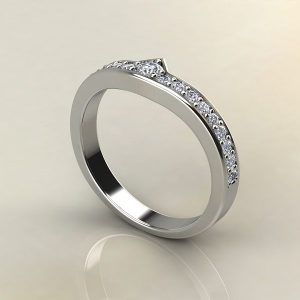B024 White Gold 0.30Ct Graduated Wedding Band Ring