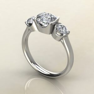 CS032 Thumbnail Engagement Ring