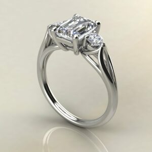 E120 Thumbnail Engagement Ring