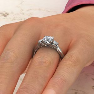 Classic Vintage 3 Stone Moissanite Round Cut Engagement Ring