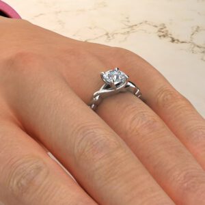 Ivy Solitaire Round Cut Moissanite Engagement Ring