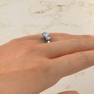 Three Stone Round Cut Moissanite Engagement Ring